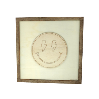 Tableau cadre personnalisable d’un smiley éclair en bois découpé et gravé vue de face Woodillusion