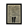 Tableau cadre personnalisable d’une silhouette en bois découpé et gravé vue de face avec cadre Woodillusion