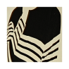 Zoom tableau cadre personnalisable d’une silhouette en bois découpé et gravé vue de profil avec chevalet Woodillusion