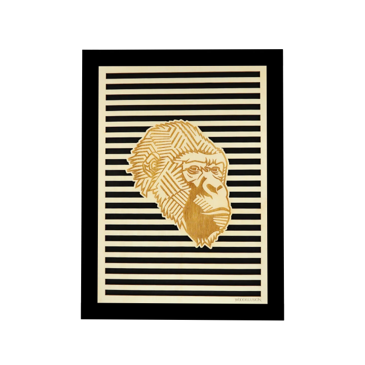 Tableau cadre personnalisable d’un gorille en bois découpé et gravé vue de face avec cadre Woodillusion