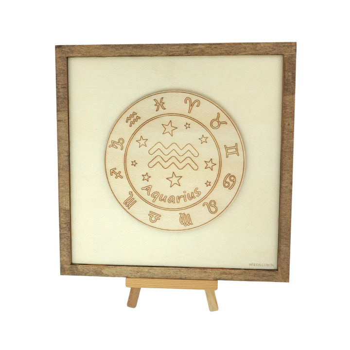 Tableau cadre personnalisable de virgo en bois découpé et gravé vue de face avec chevalet Woodillusion