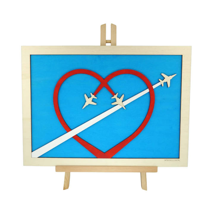 Tableau cadre personnalisable de voltige aérienne en bois découpé et gravé vue de face avec chevalet Woodillusion