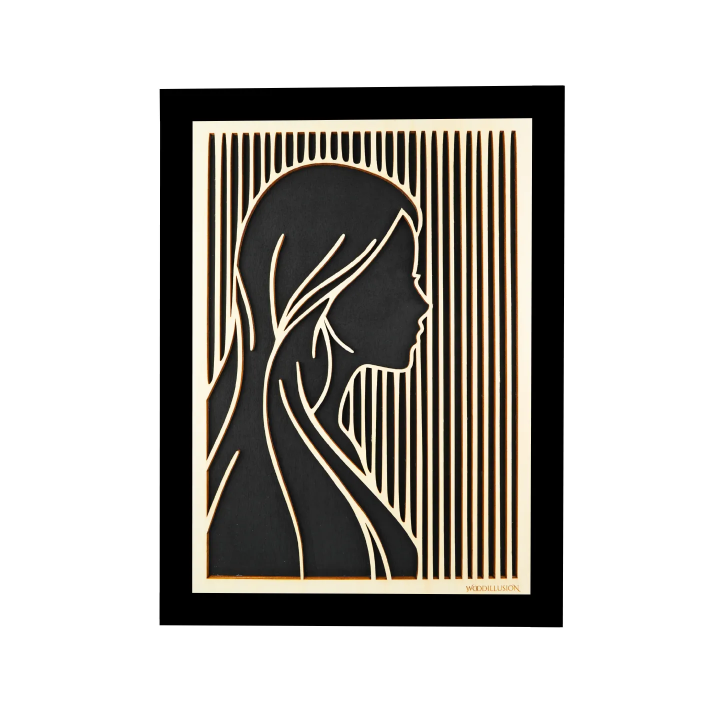 Tableau cadre personnalisable d’un visage en bois découpé et gravé vue de face avec cadre Woodillusion
